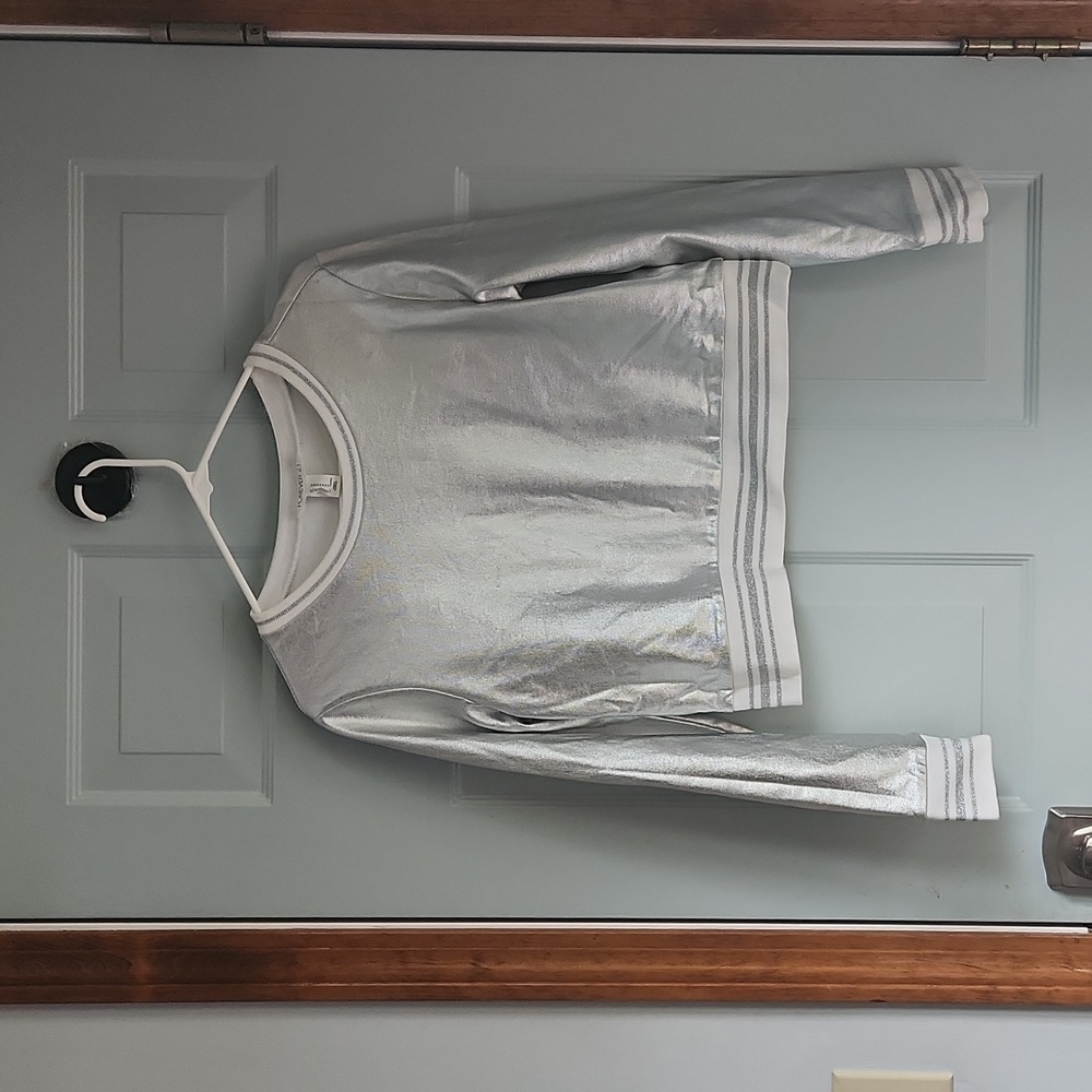 Forever 21, Woman's, Sz M, Shiny Silver, White/ Silver Neck, Cuffs & Bottom